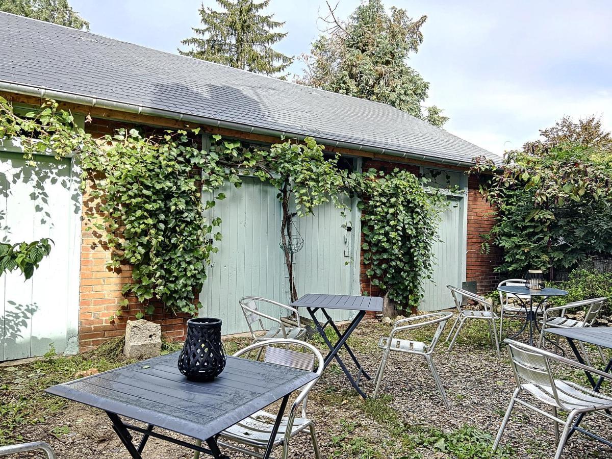 Appart Le Scandinave - Maison 1911 - Confort & Prestige Gien Extérieur photo